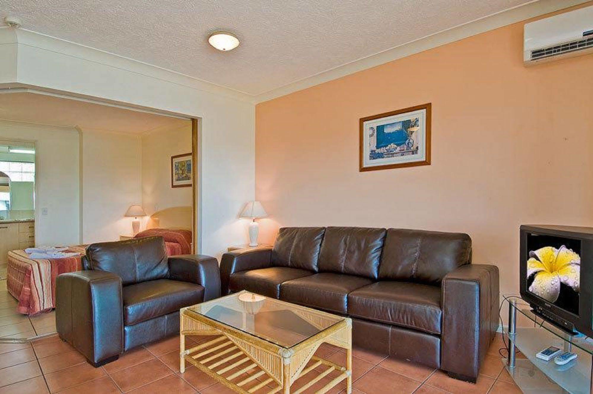Rays Resort Southport Экстерьер фото